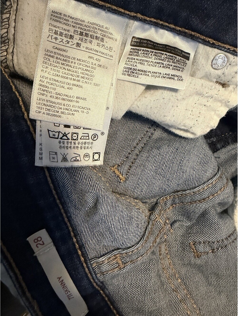 Levi’s 711 Skinny Jeans Women’s Size 28 Dark Wash Stretch Denim 28X32 Classic - Picture 7 of 10